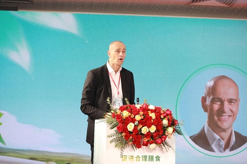 1718687940866330.jpg 维他奶总裁-24.6.17.jpg